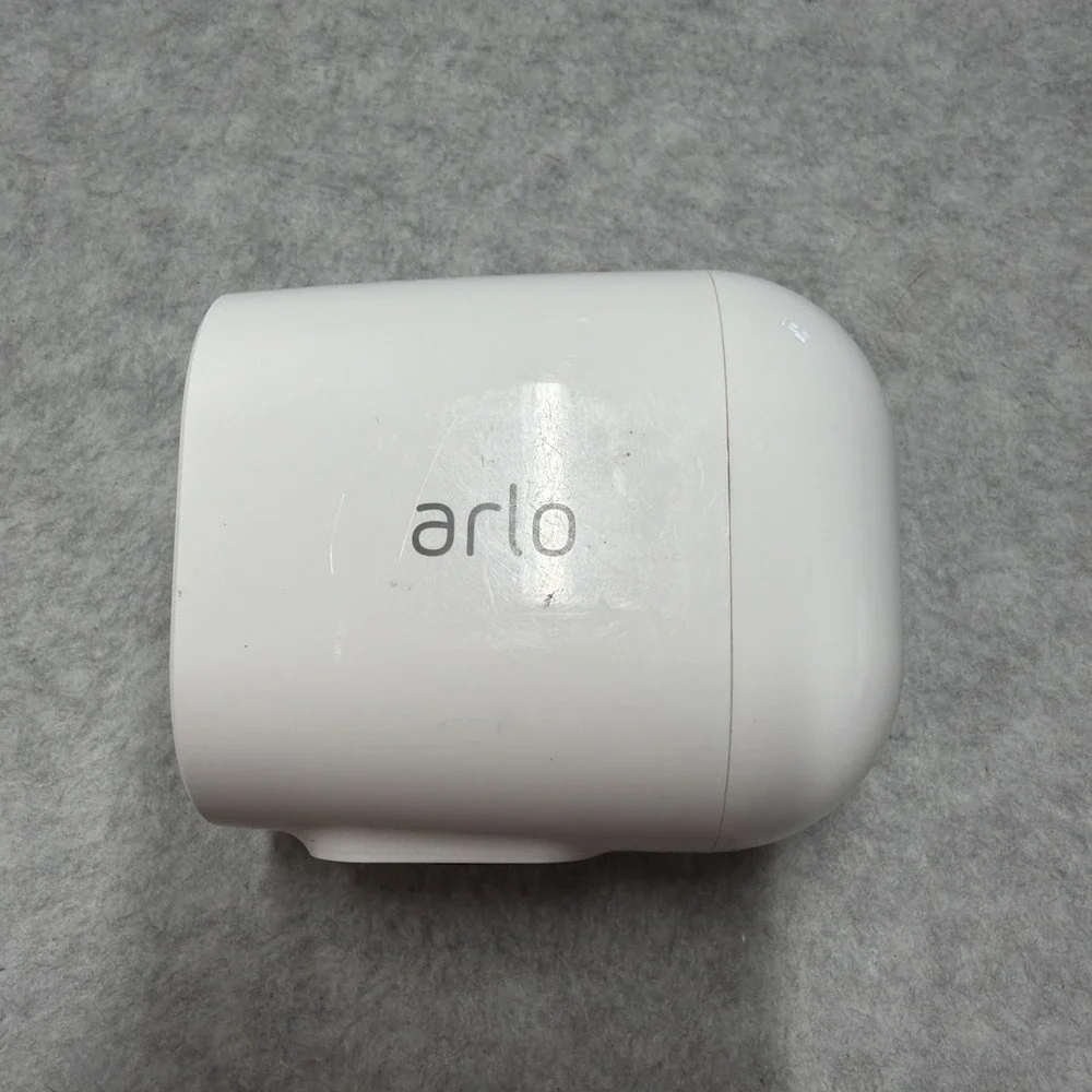 Arlo Essential VMC2030 Spotlight Single Wireless Indoor/Outdoor Camera